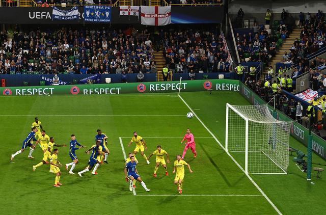 比分分析战术革新取得奇效,引发战术热潮 比分分析战术革新取得奇效,引发战术热潮