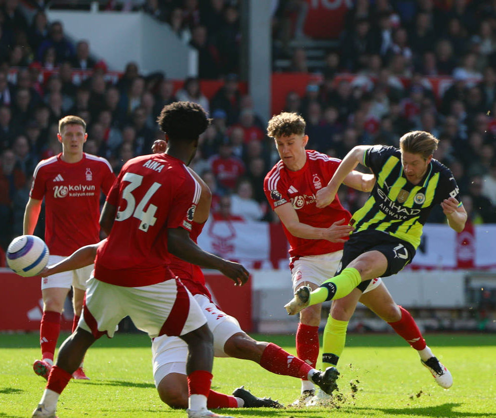 曼城力克英格兰，托尼统治全场