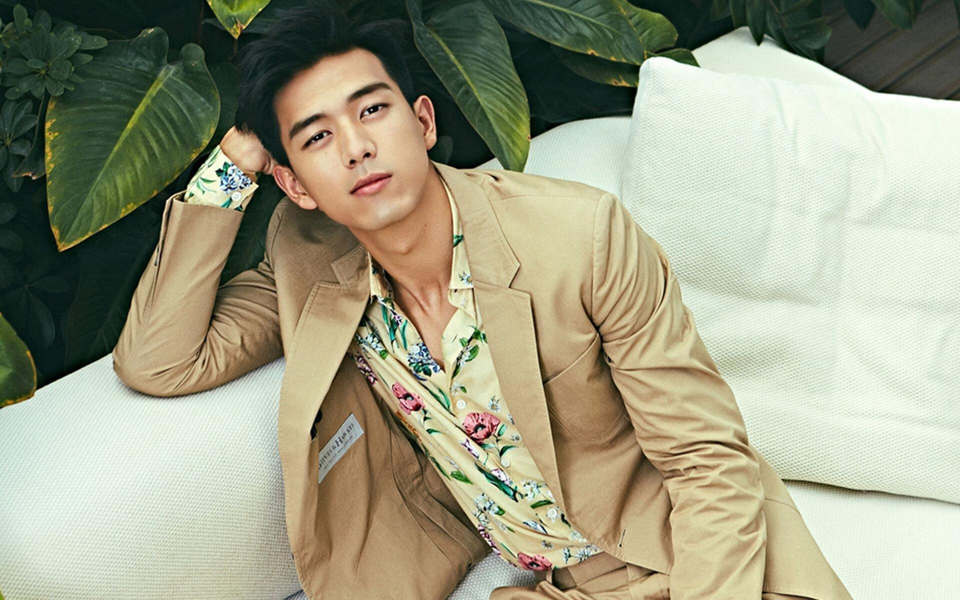 开云体育平台APP-破冰者霍勒迪，当迈阿密的热浪遇见西湖的烟雨